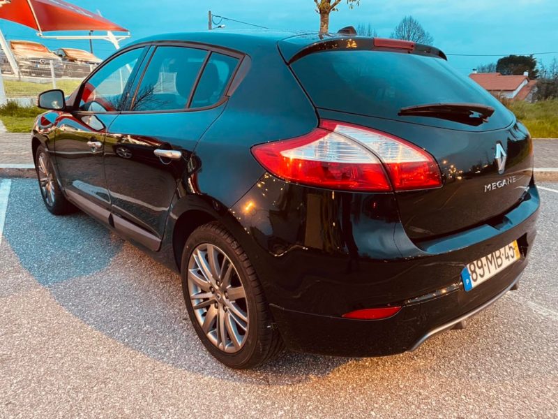 Renault Megane 5P GT LINE